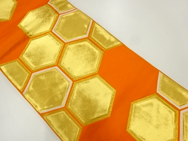 アンティーク　亀甲模様織出し袋帯（着用可）